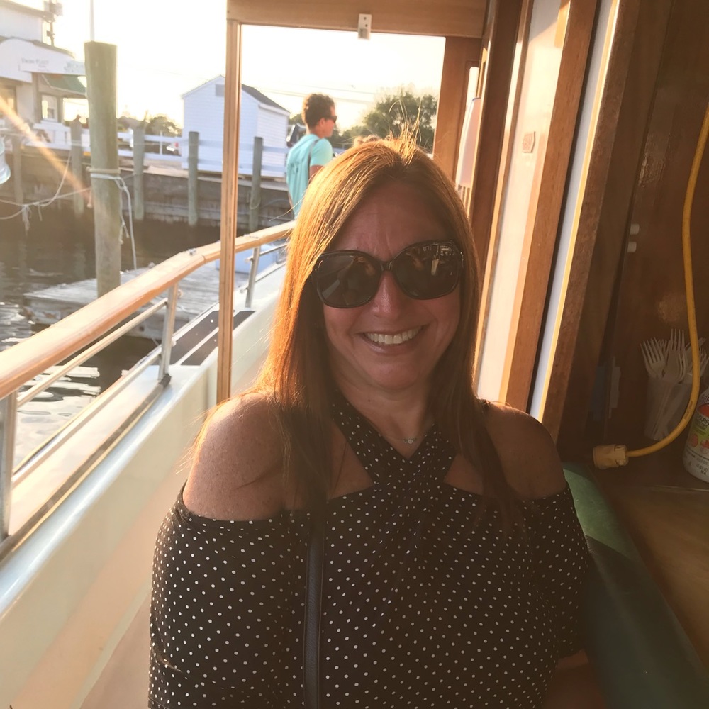 Meet your Posher, Debbie